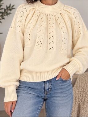 Vintage Donnkenny Cream Cable Knit Sweater — Size